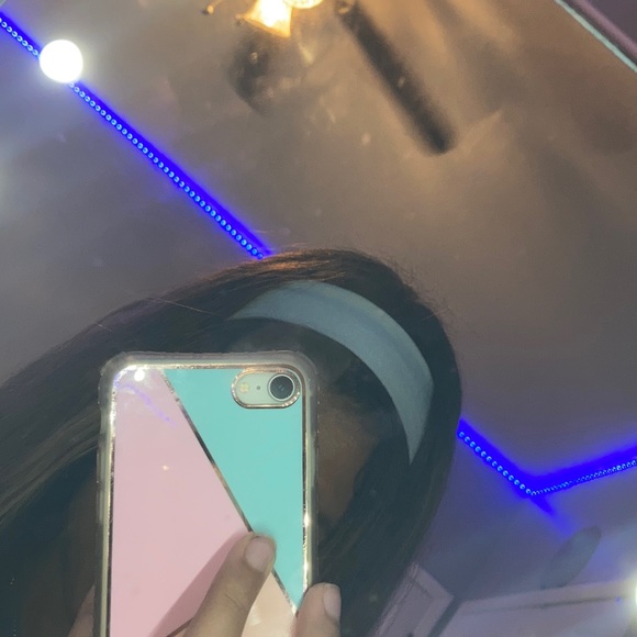 I’m selling a pink and gray headband - Picture 2 of 4